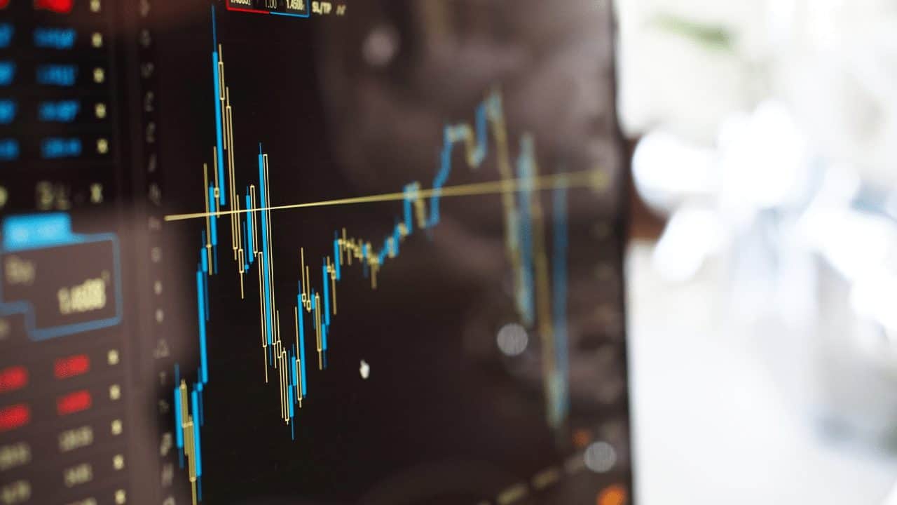 Hands-Off Investing Strategies: ETFs